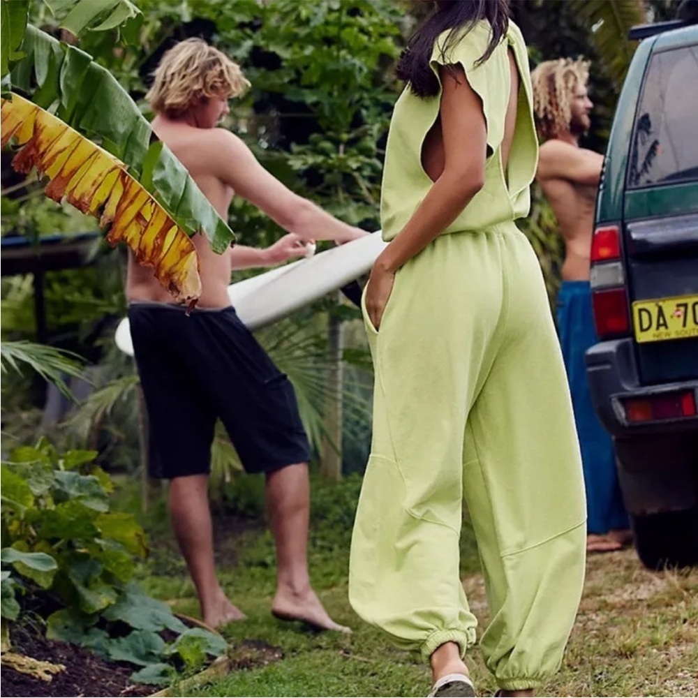 Free People Throw And Go Onesie Small Color: Keylime  NWT - Picture 3 of 6